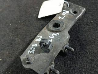 кронштейн радиатора Mazda 323 BJ [рестайлинг] (2000 - 2003), 2.0 л., TD
