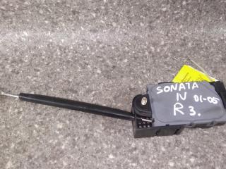 замок двери задней правой Hyundai Sonata EF [рестайлинг] 2003