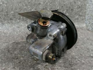 насос гидроусилителя руля Alfa Romeo 33 907 (1990 - 1994), 6781955164