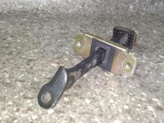 ограничитель открывания двери Hyundai Sonata EF [рестайлинг] 2003