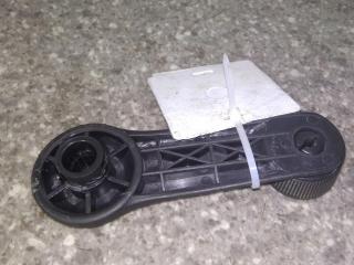 ручка стеклоподъемника Hyundai i30 FD 2010