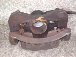 суппорт передний правый Hyundai Sonata Y3 [рестайлинг] (1996 - 1998)