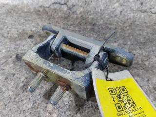 петля крышки багажника Kia Carnival UP/GQ [рестайлинг] 2004