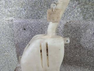 бачок омывателя Honda Civic 1 поколение MB6 (1972 - 1979), бензин, хетчбэк 5 дв.